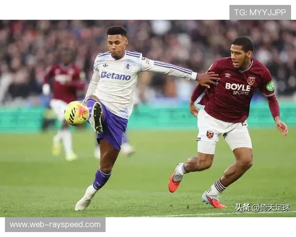 阿斯顿维拉2-1曼联，罗杰斯梅开二度助球队豪取十连胜